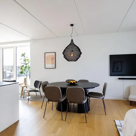 Apartment Luxury Penthouse With Private Rooftop Terrace